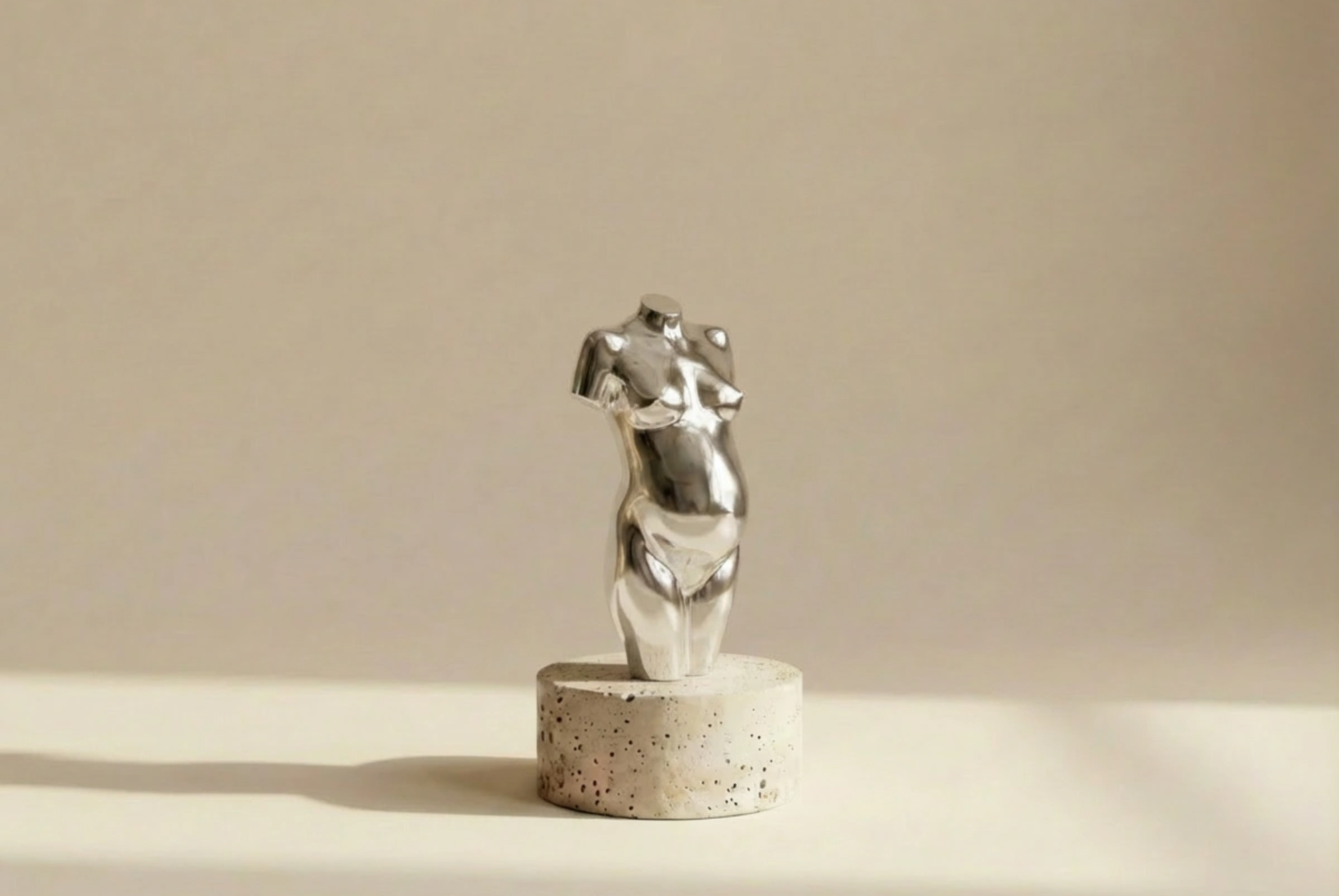 Beeldje laten maken zwangerschap - zilver