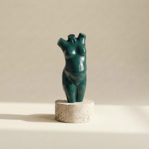 Dark teal resin zwangerschapsbeeld